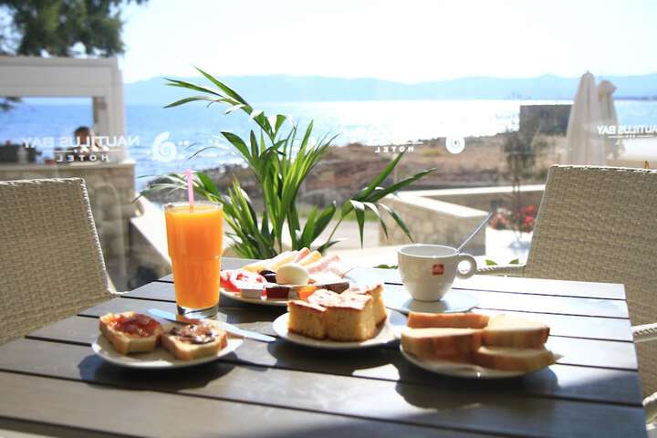 Breakfast/Coffee Service 30 of 41
