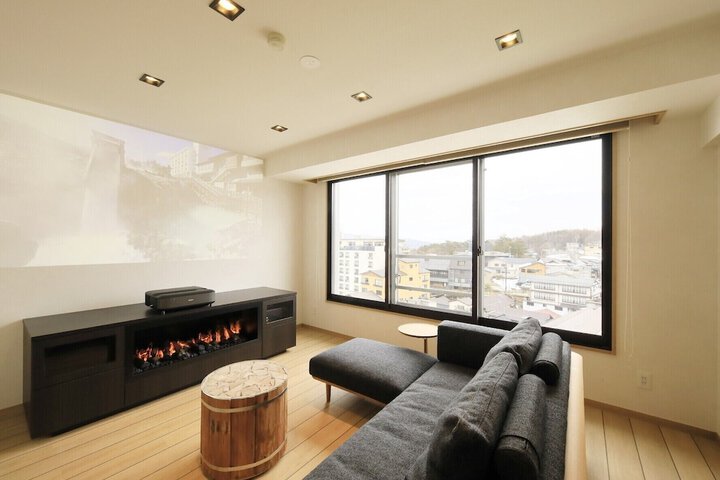 Room 7 of 46