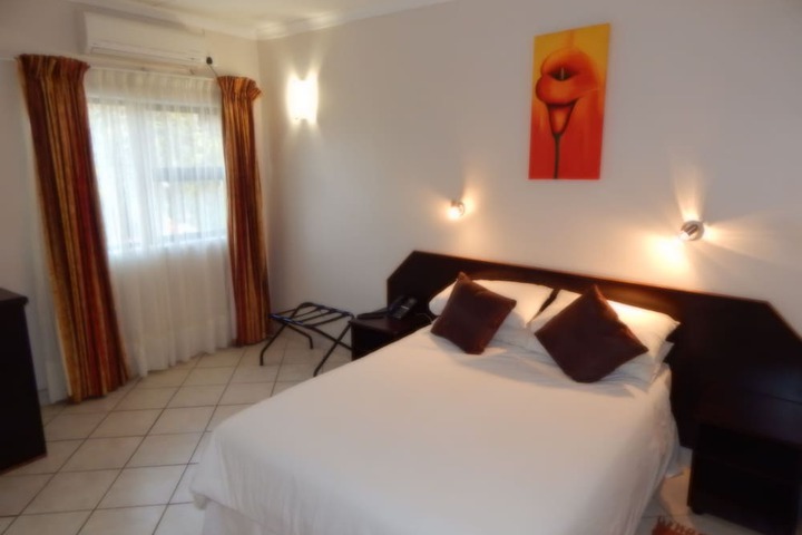 Room 10 of 87