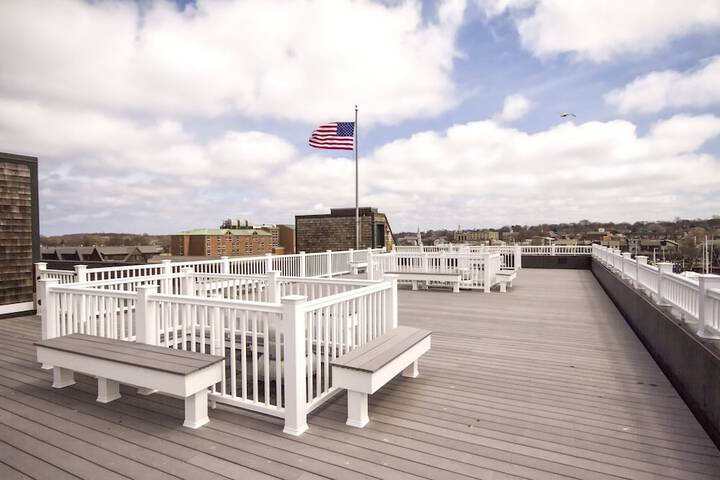 Sundeck