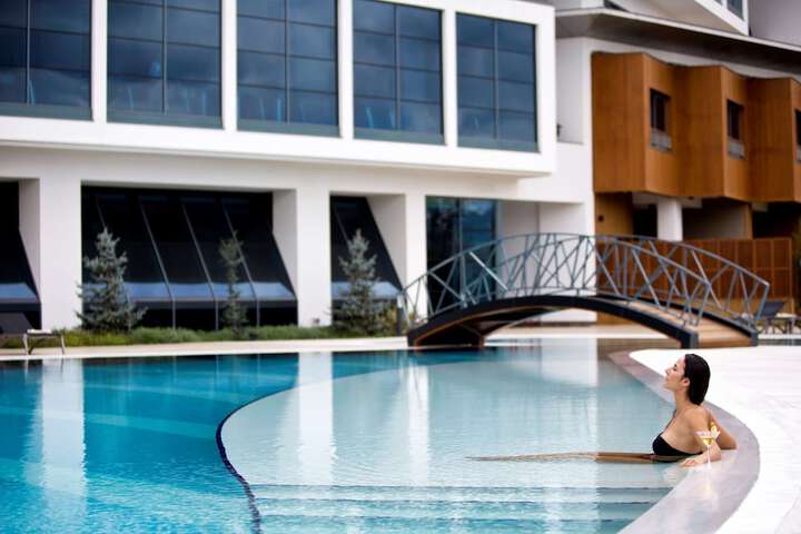 Pool 66 of 116