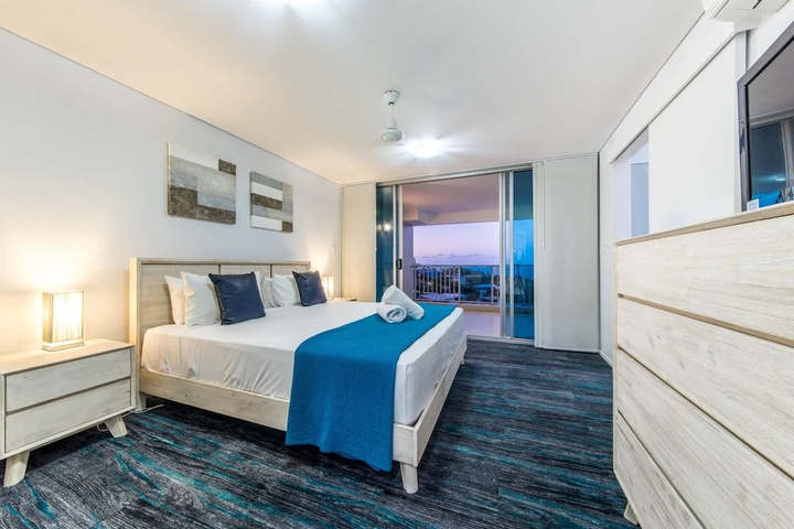Room 4 of 4