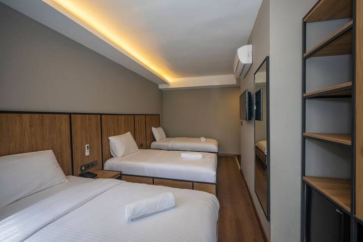 Room 78 of 88
