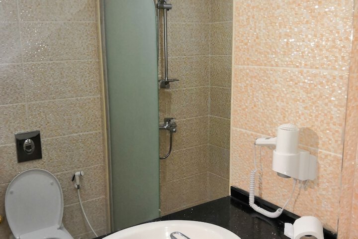 Room 14 of 17