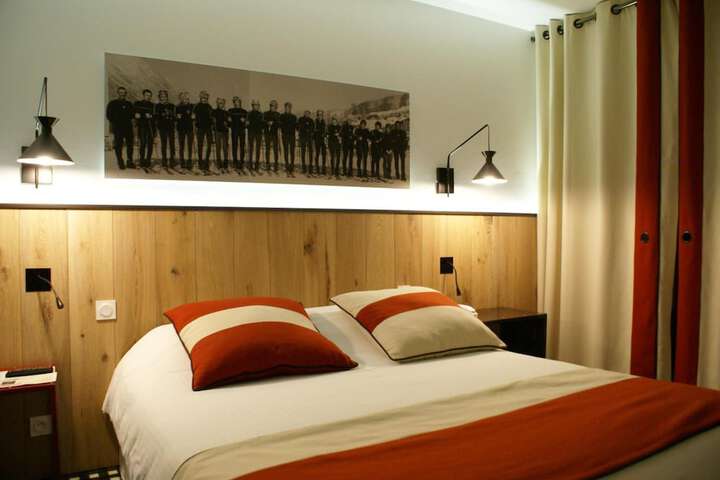 Room 12 of 71