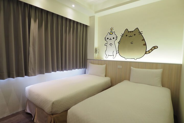 Room 16 of 69