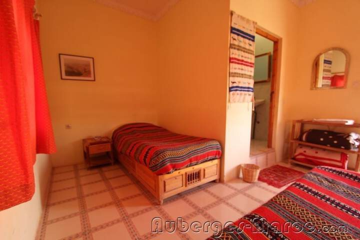 Room 10 of 13
