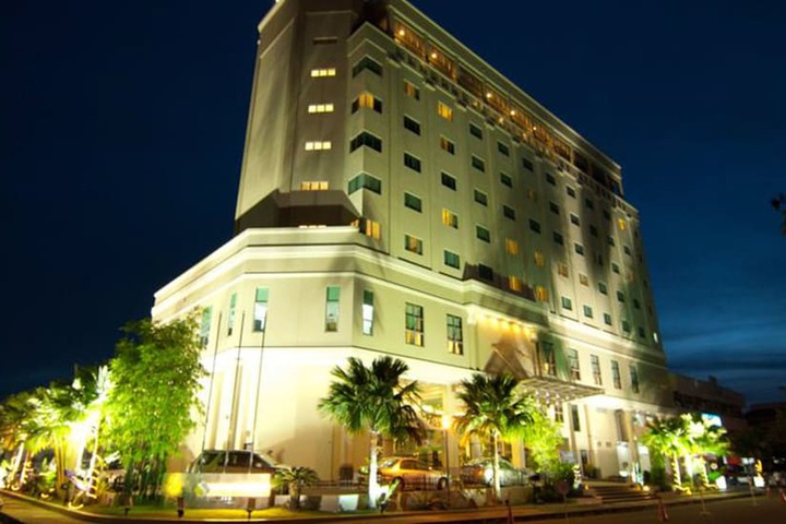 Hotel 28 of 31