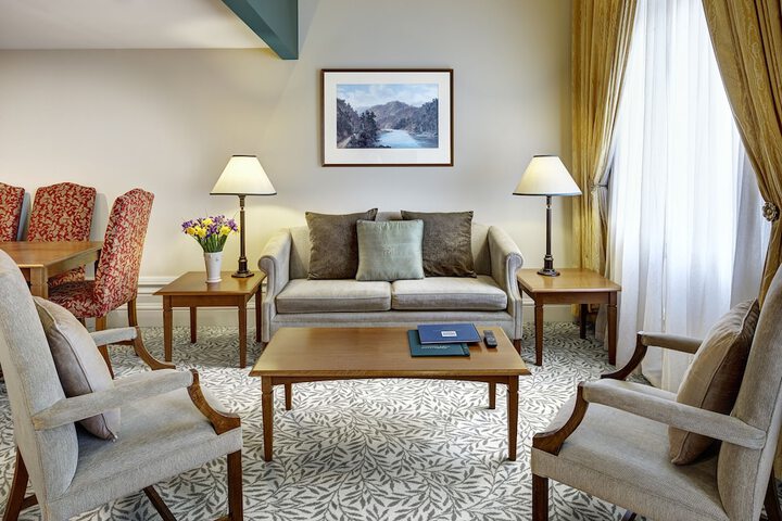 Room 13 of 25