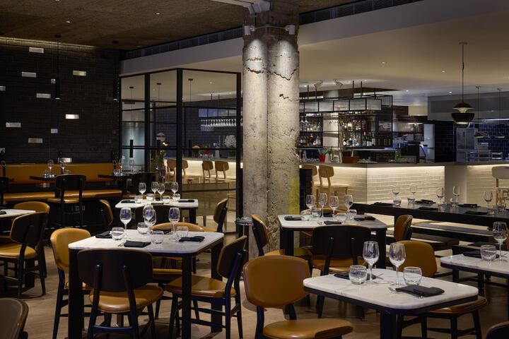 Dining 87 of 129