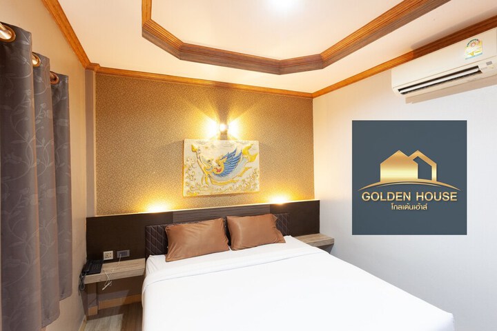 Room 10 of 94