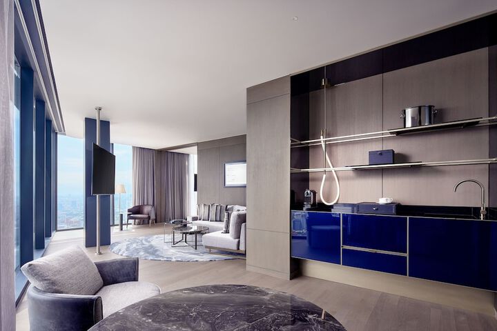Room 21 of 146