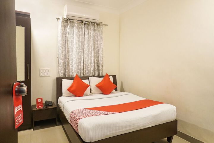 Room 3 of 18