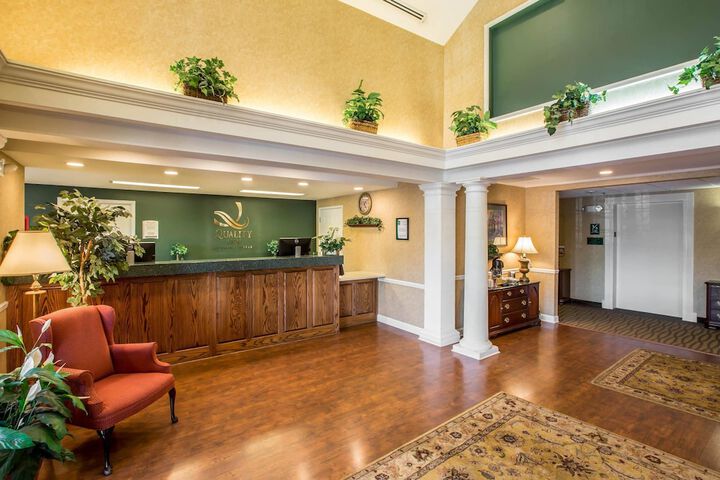 Guest Lobby