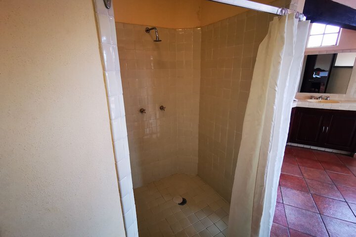 Room 103 of 137