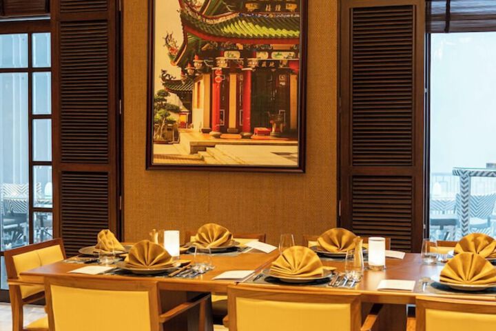 Dining 78 of 125