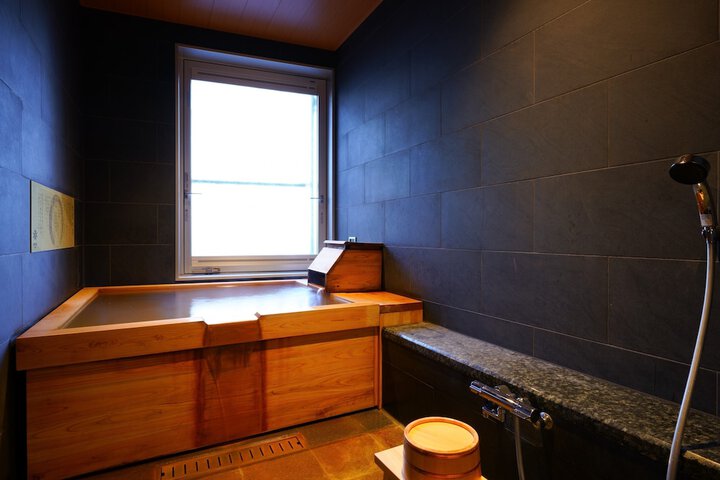 Room 44 of 70