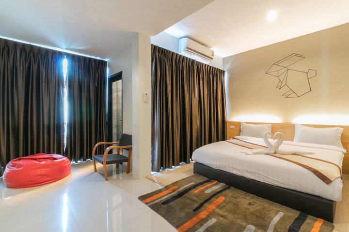 Room 19 of 59