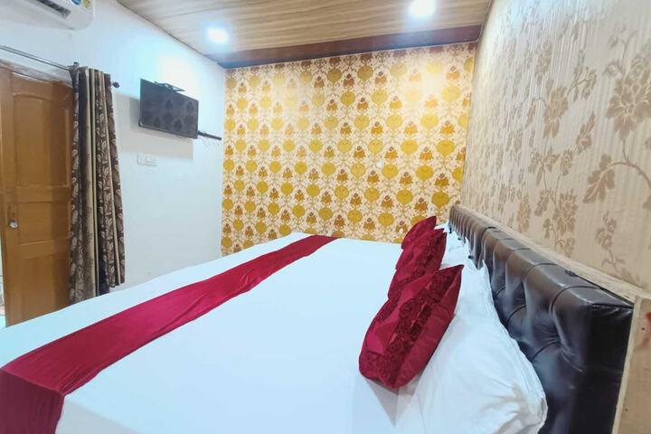 Room 17 of 26