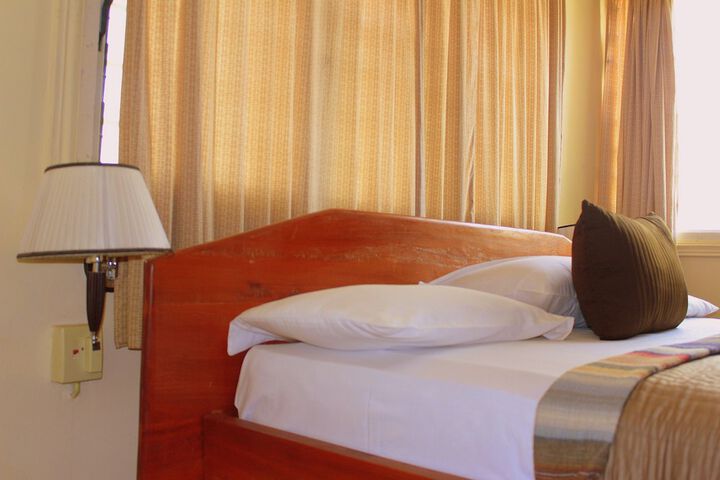 Room 14 of 70