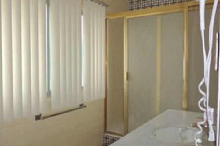 Room 3 of 11
