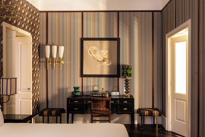 Room 21 of 79