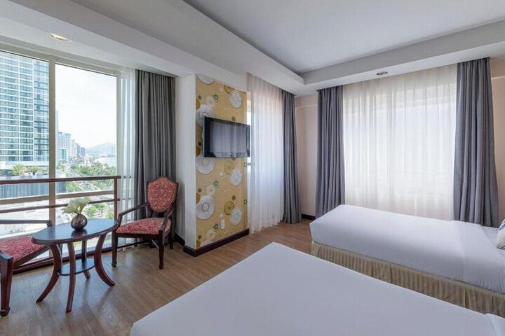 Room 22 of 50