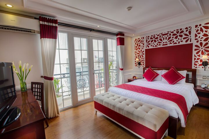Room 15 of 34