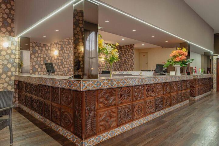 Guest Lobby