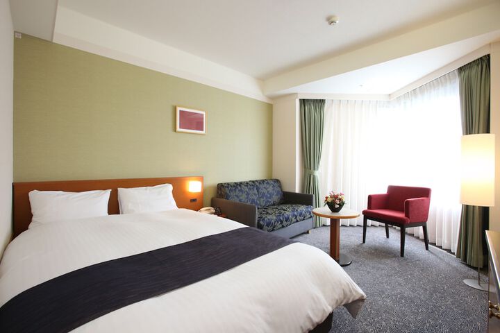 Room 5 of 36