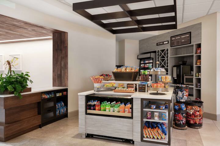 Snack bar