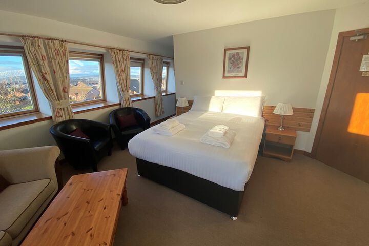 Room 48 of 112