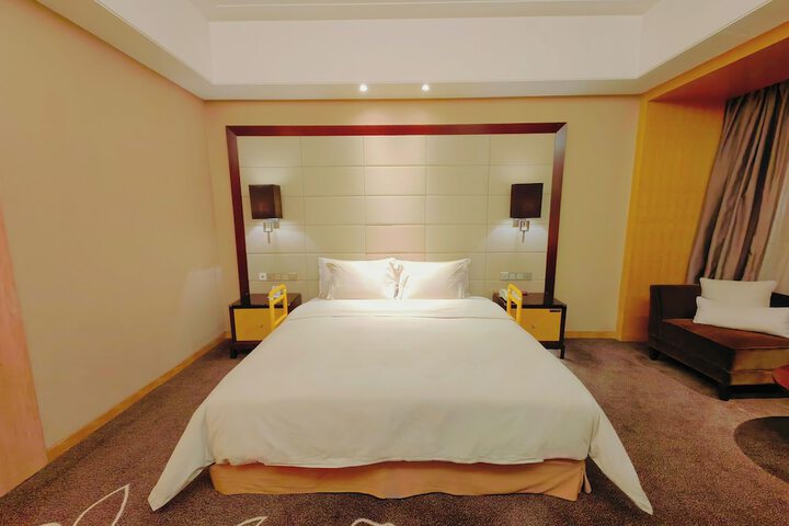 Room 10 of 89