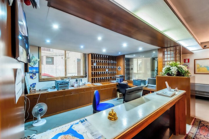 Barsotti Hotel