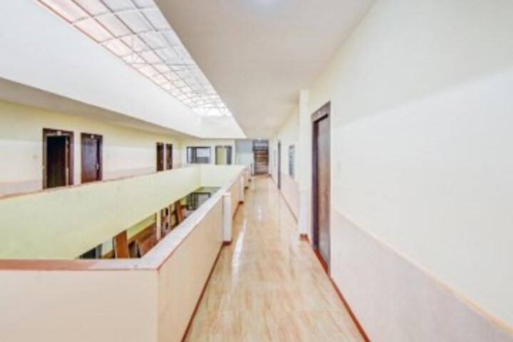OYO 46589 Hotel Shivam Paradise