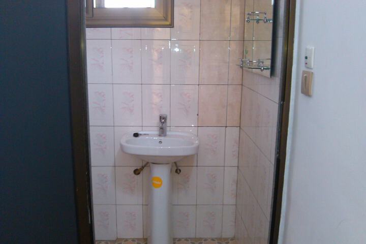 Room 37 of 56