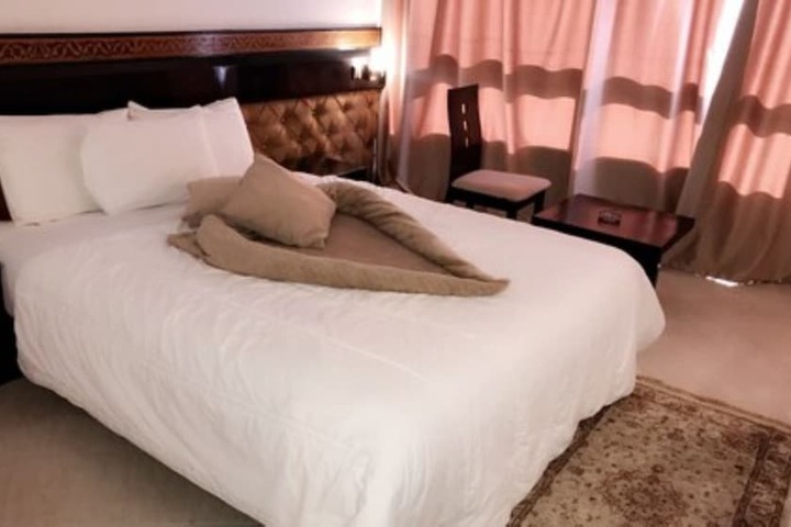 Room 4 of 22