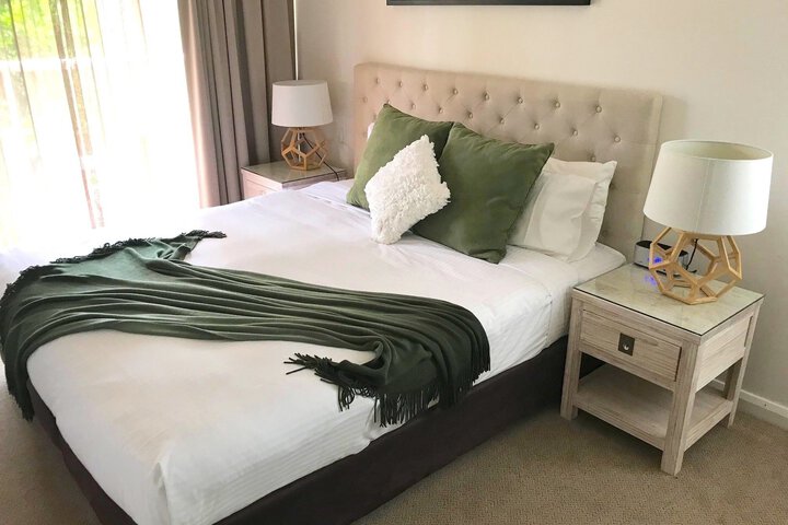 Room 33 of 121