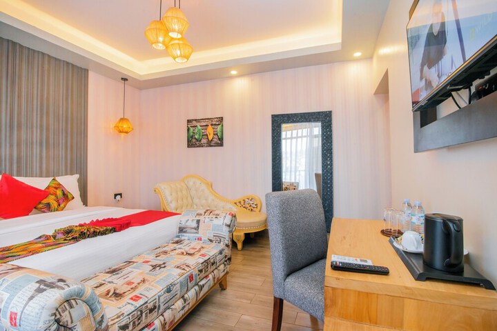 Room 8 of 29