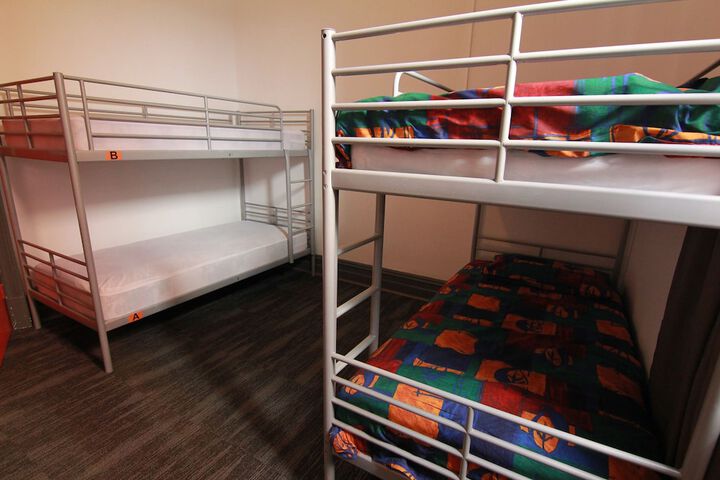Room 8 of 38