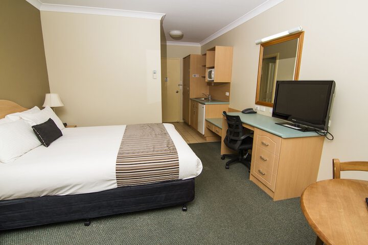 Room 5 of 35