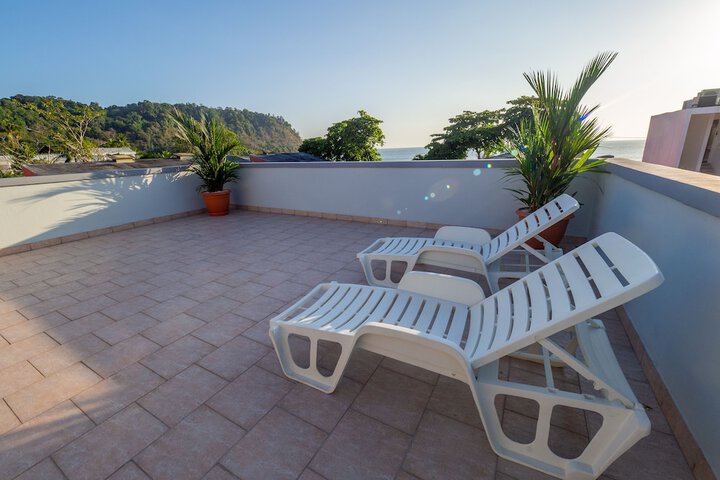Sundeck 53 of 60