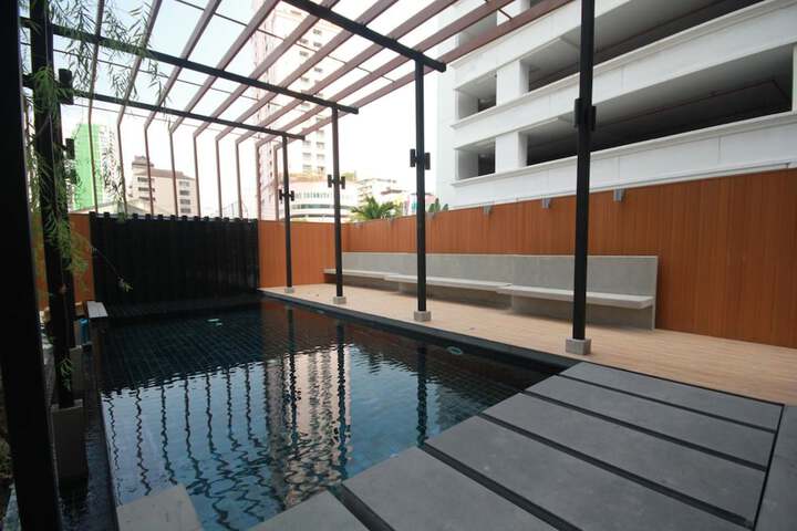 Hotel with Pool