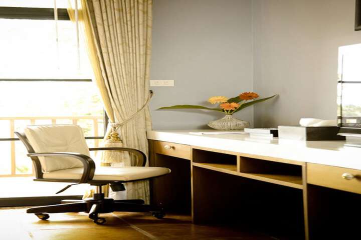 Room 13 of 119