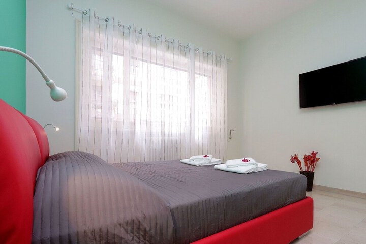 Room 15 of 30
