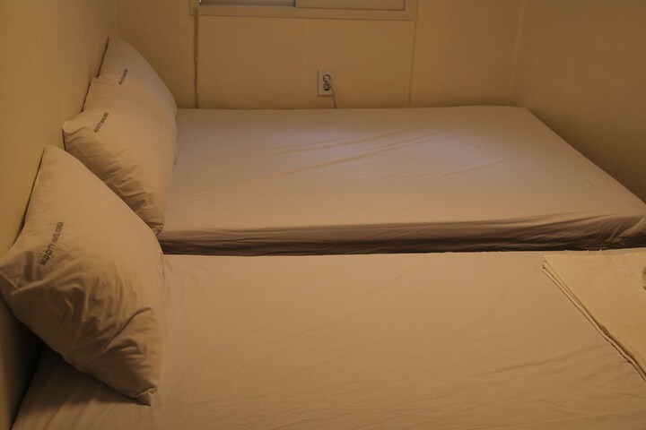 Suite Room