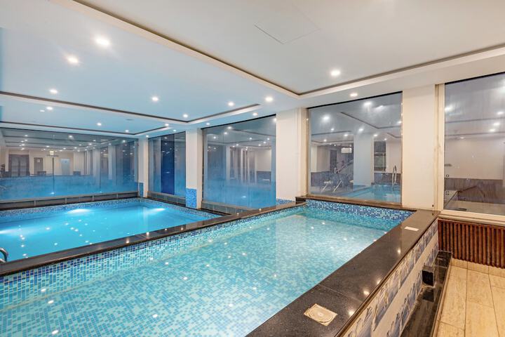 Pool 57 of 109