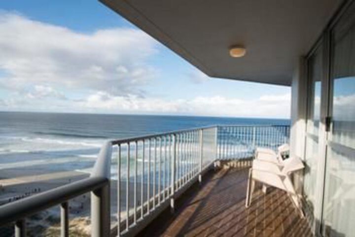Sundeck 12 of 12