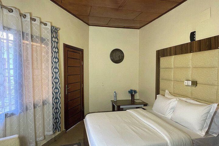 Room 84 of 124