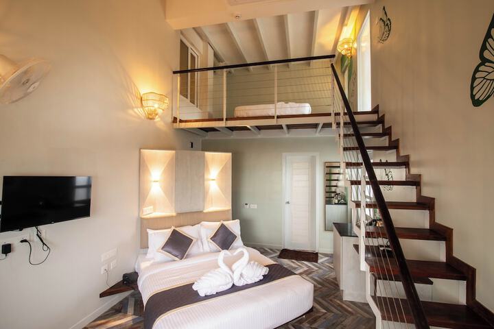 Room 27 of 51